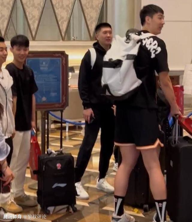 无限放出性丑闻-模特志愿生的性爱