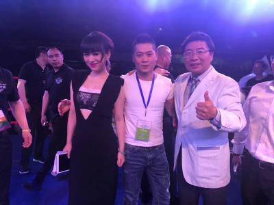 亚洲欧美另类吹潮