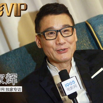 穿半透明情趣旗袍啪啪